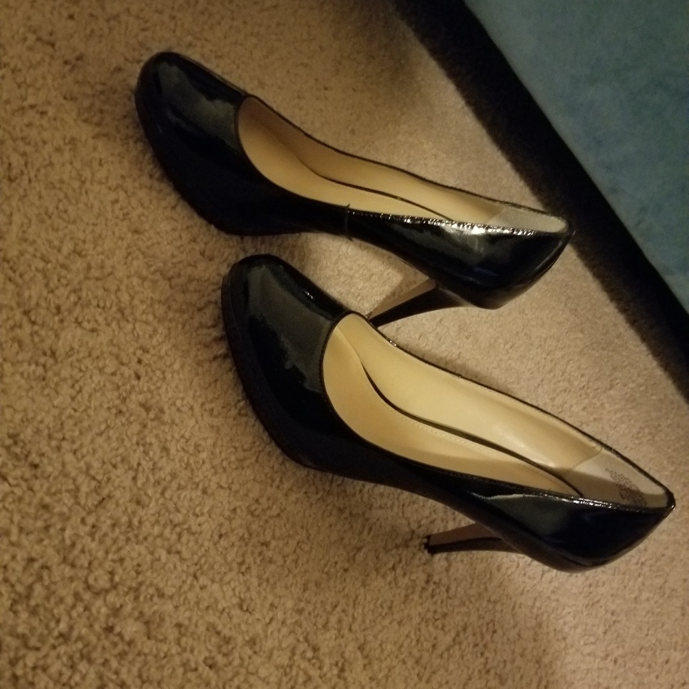 Black Professional Pumps